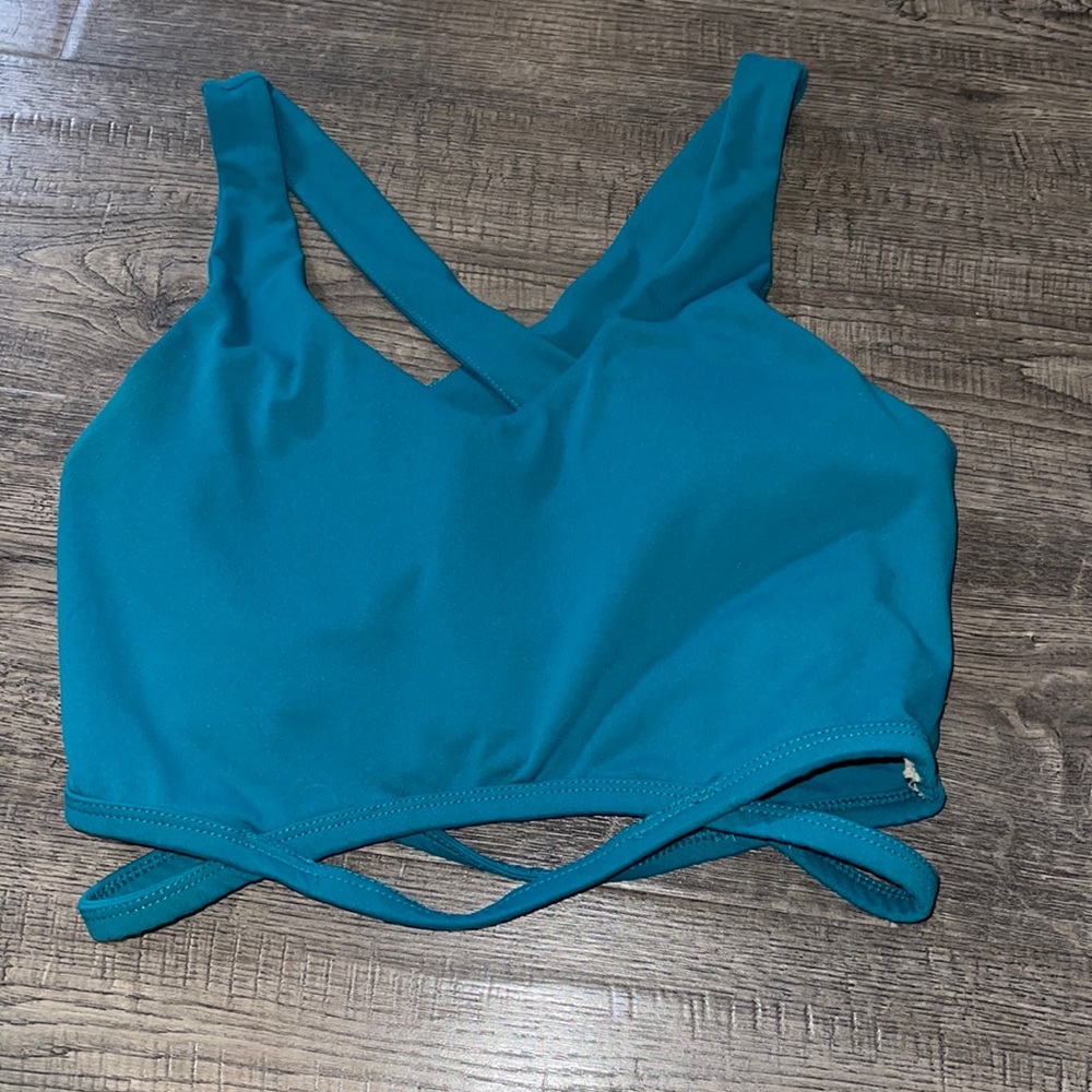Fabletics crop top / sports bra